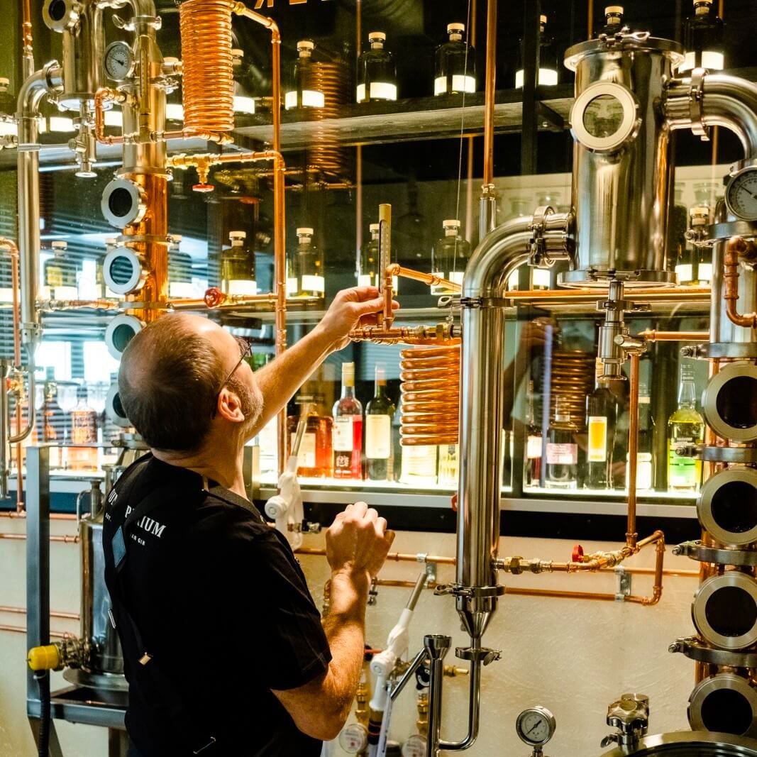 ' . Junimperium Distillery . '